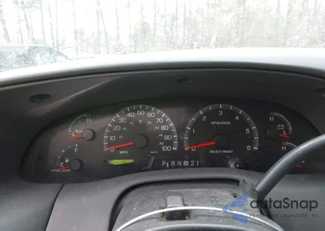 2000 Ford F-150 z USA, uszkodzony, nr VIN 1FTRX18L3YNA61333